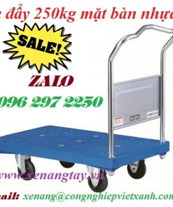 Xe đẩy 250kg mặt bàn nhựa XTB100DN