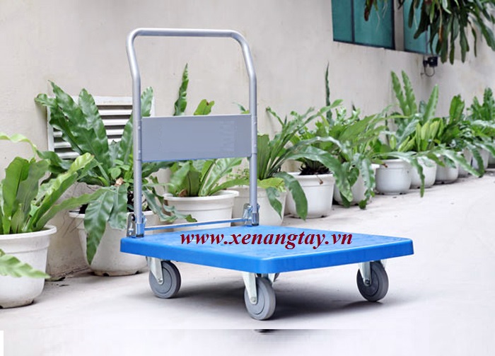 Xe đẩy 250kg mặt bàn nhựa XTB100DN