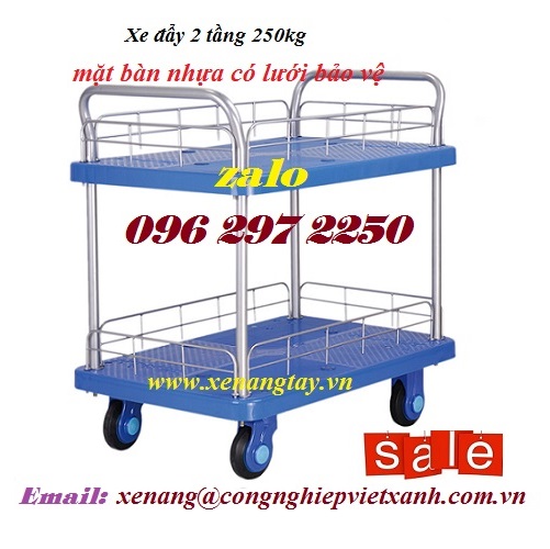 Xe đẩy 2 tầng 250kg mặt bàn nhựa có lưới bảo vệ